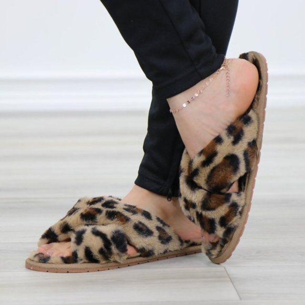 Leopard Fuzzy Furry Criss Cross Sandal Sliders - Picture 11 of 14
